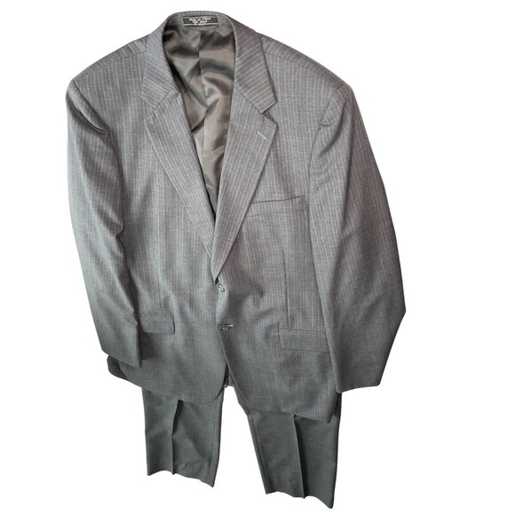 Mens Gray Pinstripe Two-Piece Suit 100% Wool Classic Fit Jacket & Pants Size 44L - Picture 6 of 16